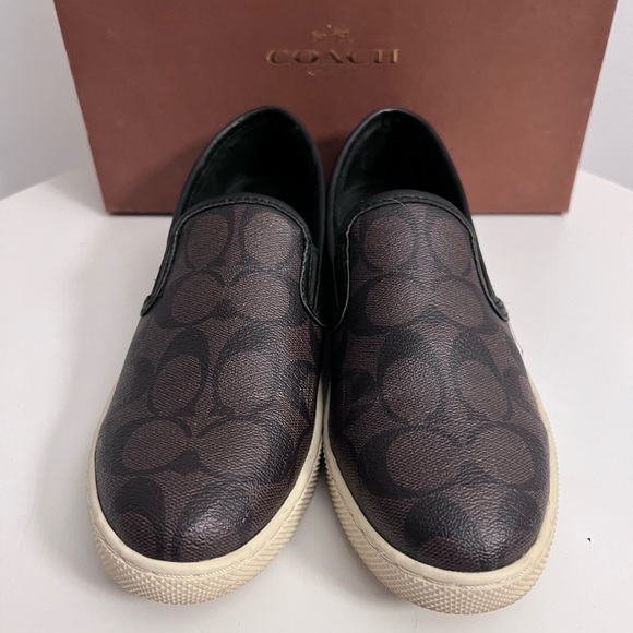 Coach women’s shoes - Picture 2 of 6